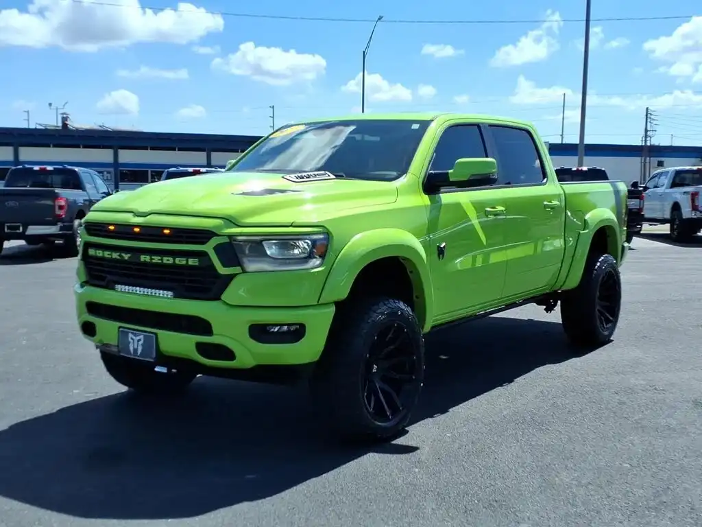 2024 RAM 1500 Laramie 4x4 Crew Cab 5'7's photo