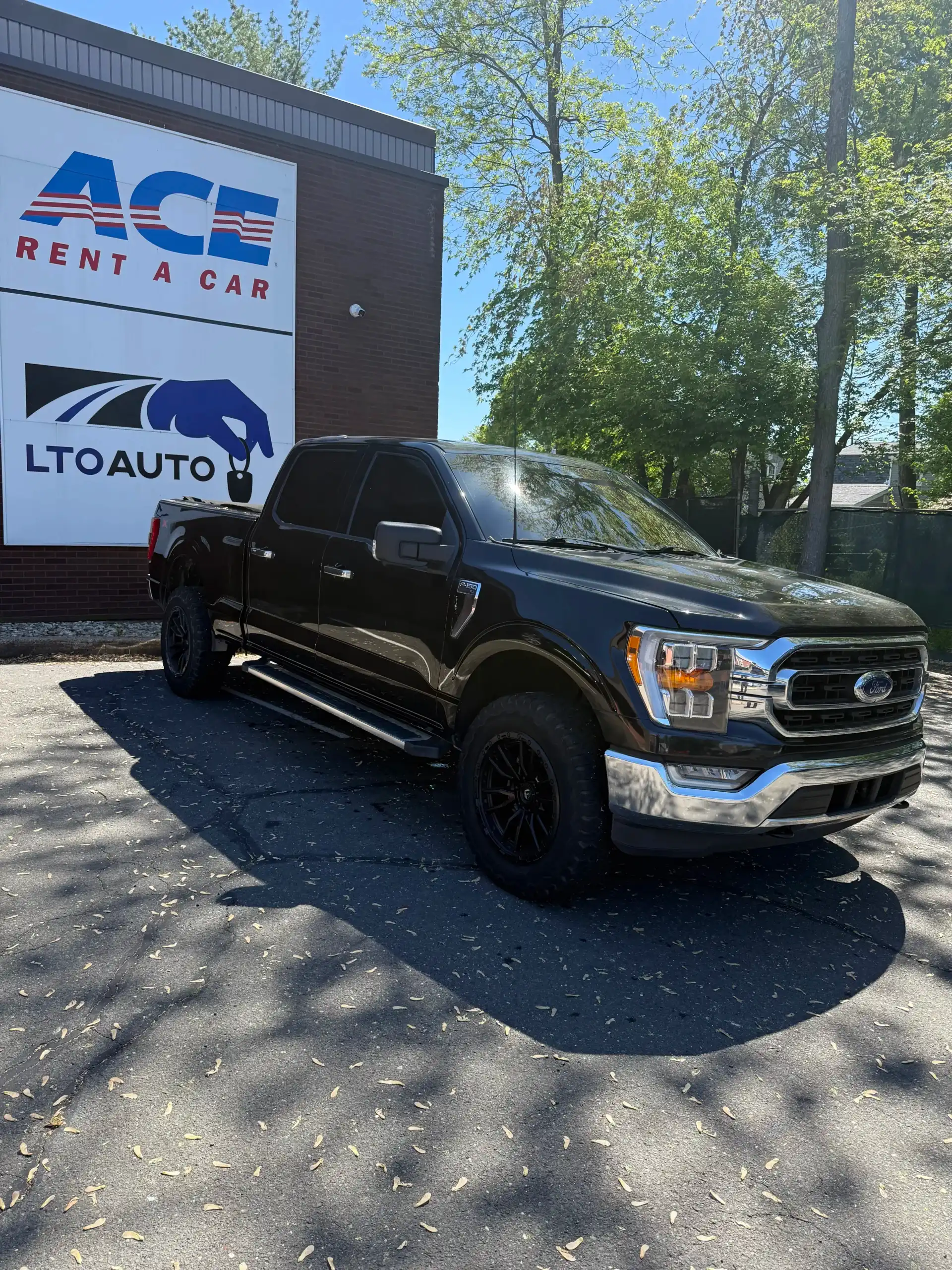2022 Ford F-150 XLT 4x4 SuperCrew 157 in's photo