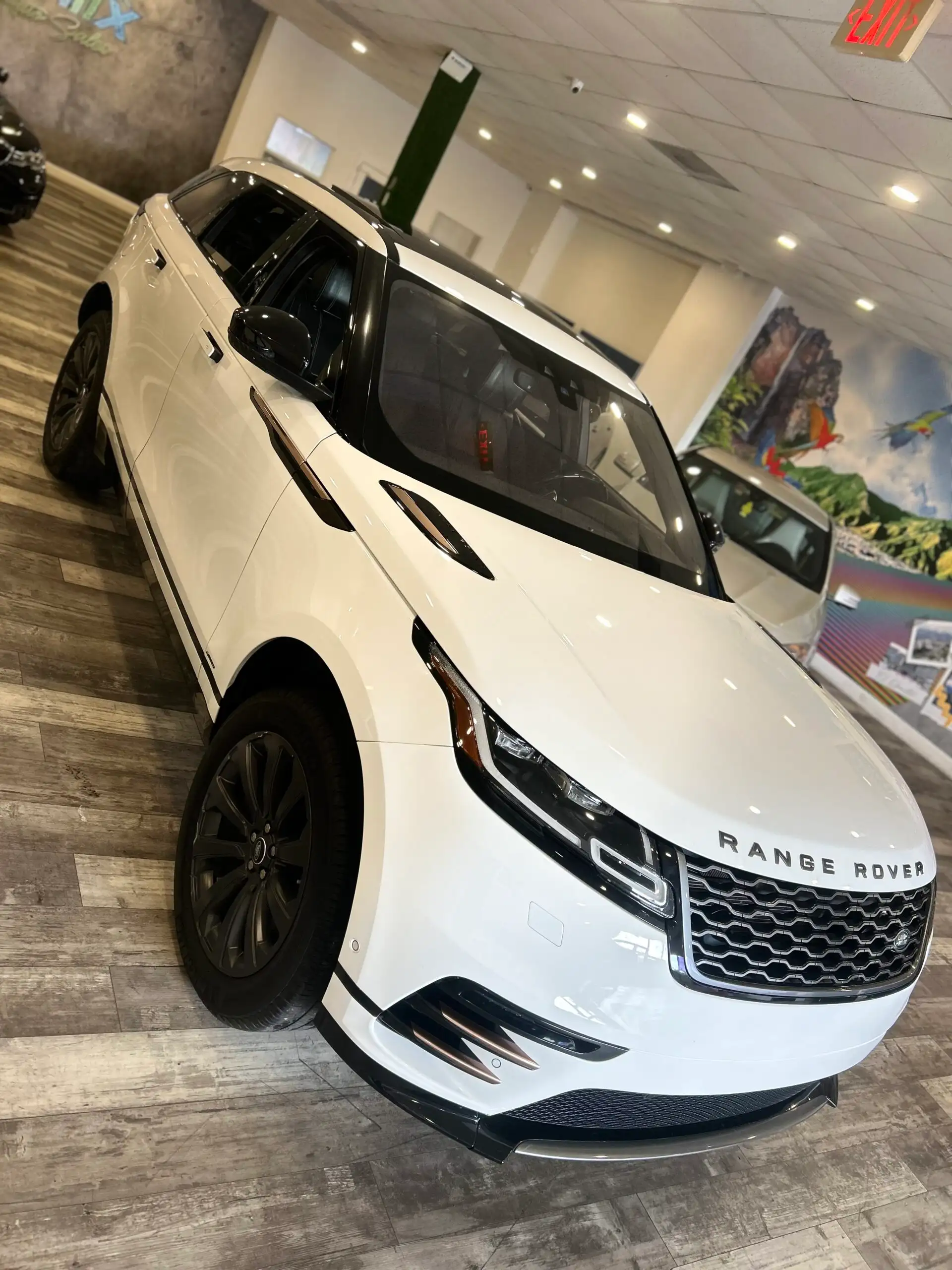 2018 Land Rover Range Rover Velar R-Dynamic SE V6's photo