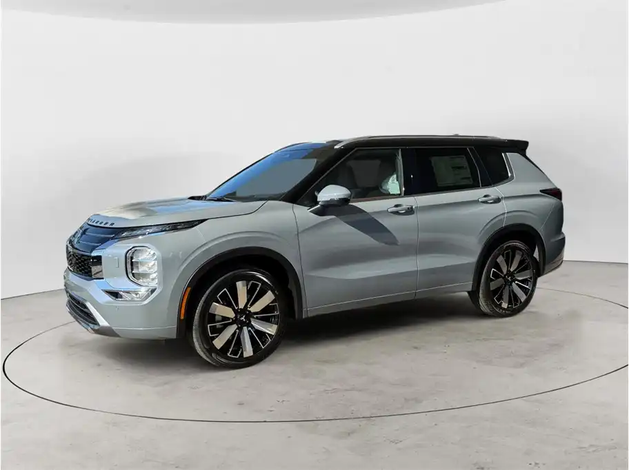 2026 Mitsubishi Outlander SEL S-AWC's photo