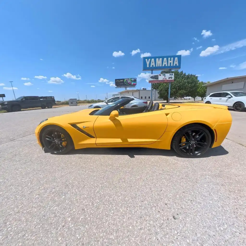 2015 Chevrolet Corvette Stingray Convertible w/Z51's photo