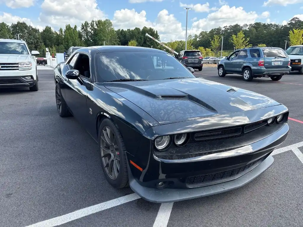 2016 Dodge Challenger Scat Pack's photo