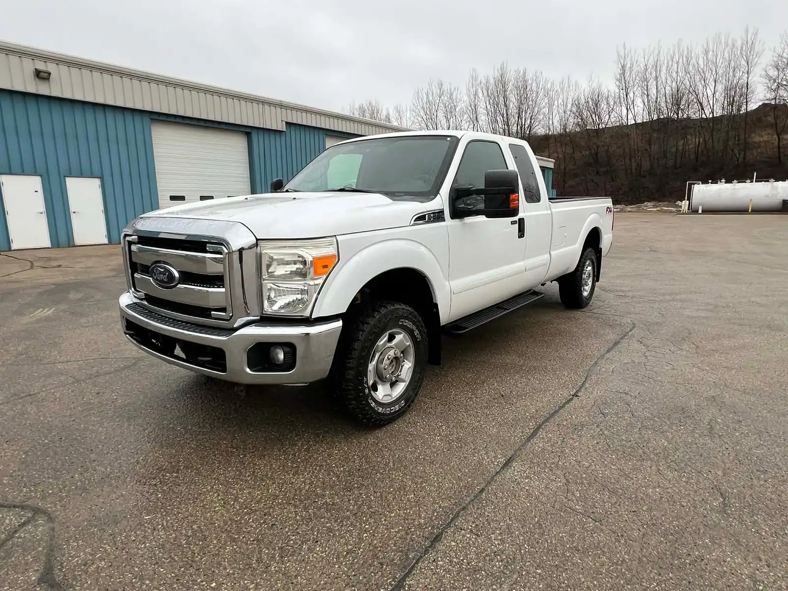 2012 Ford F-250 XL 4x4 SuperCab 142 in's photo