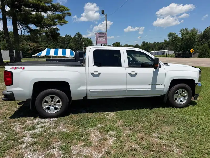 2016 Chevrolet Silverado 1500 LT 4X4 Crew Cab Standard Box's photo