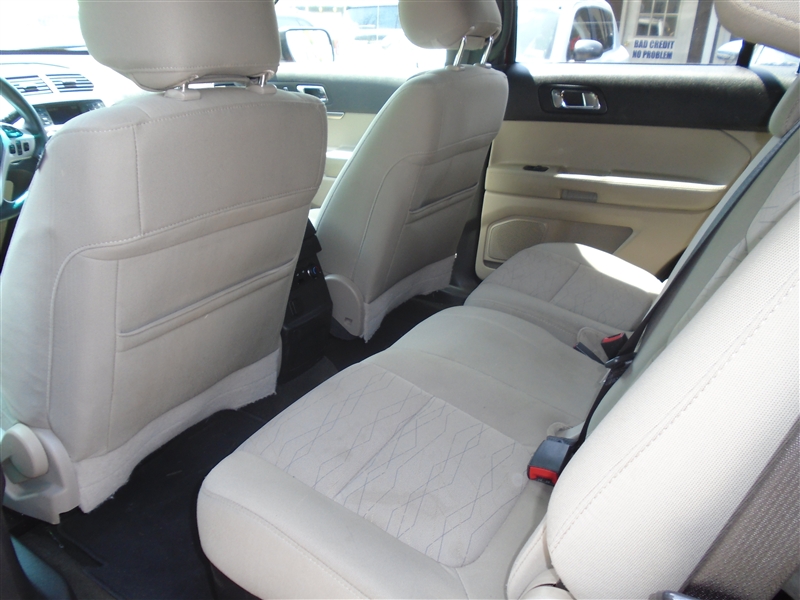2013 Ford Explorer Base 4WD photo 4