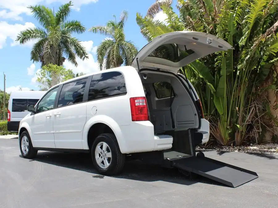 2009 Dodge Grand Caravan SE FWD's photo