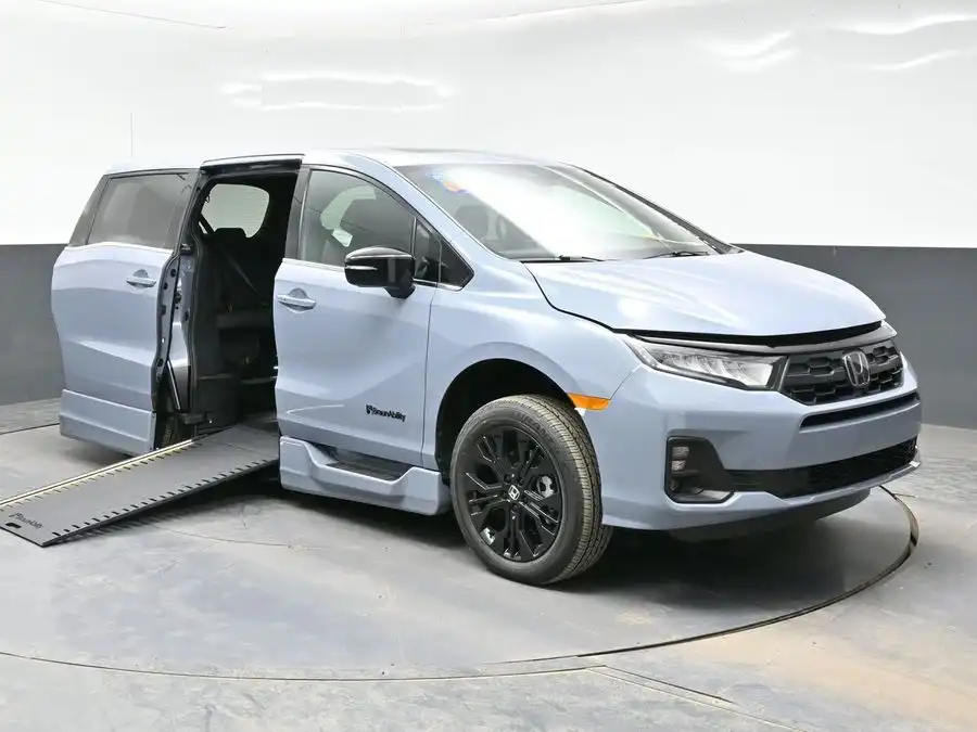 2026 Honda Odyssey Sport L's photo