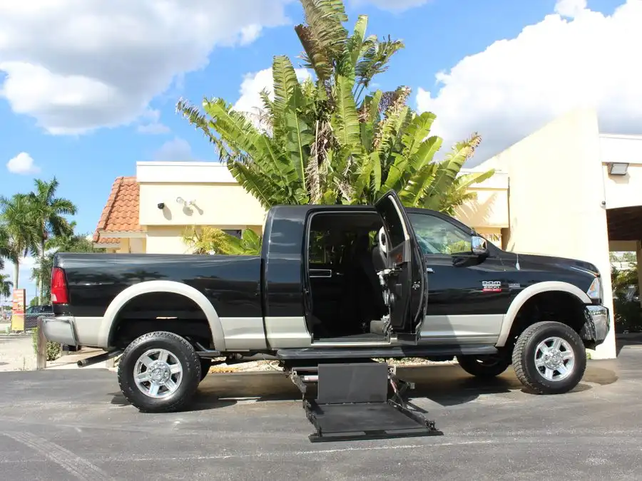 2011 RAM 2500 Laramie 4X4 Mega Cab's photo