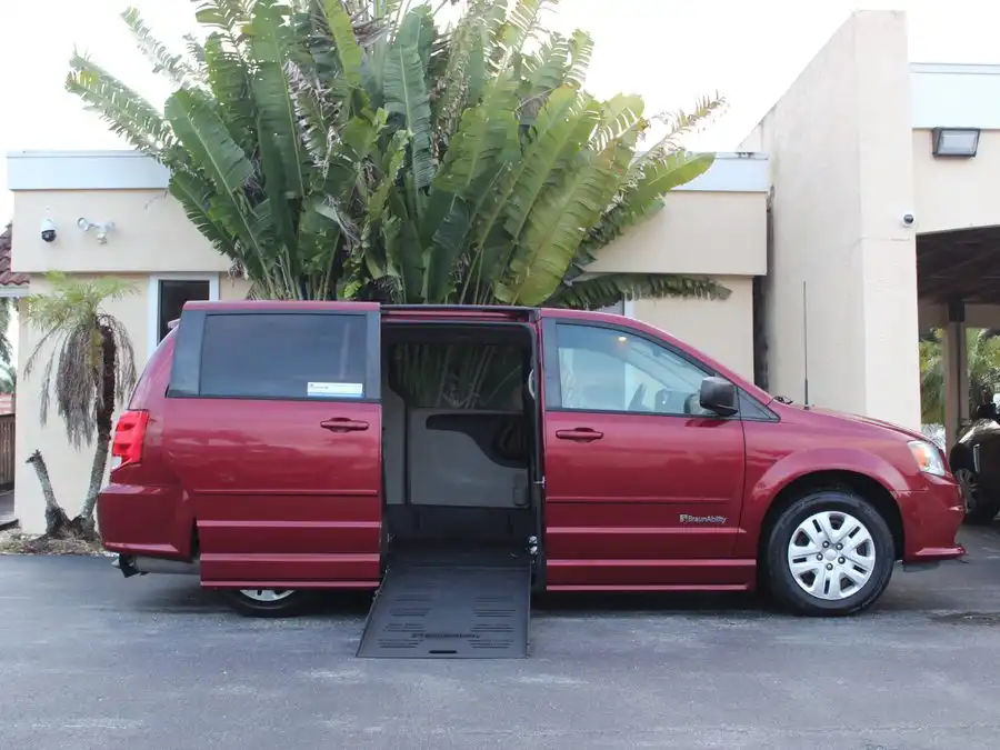 2015 Dodge Grand Caravan SE's photo