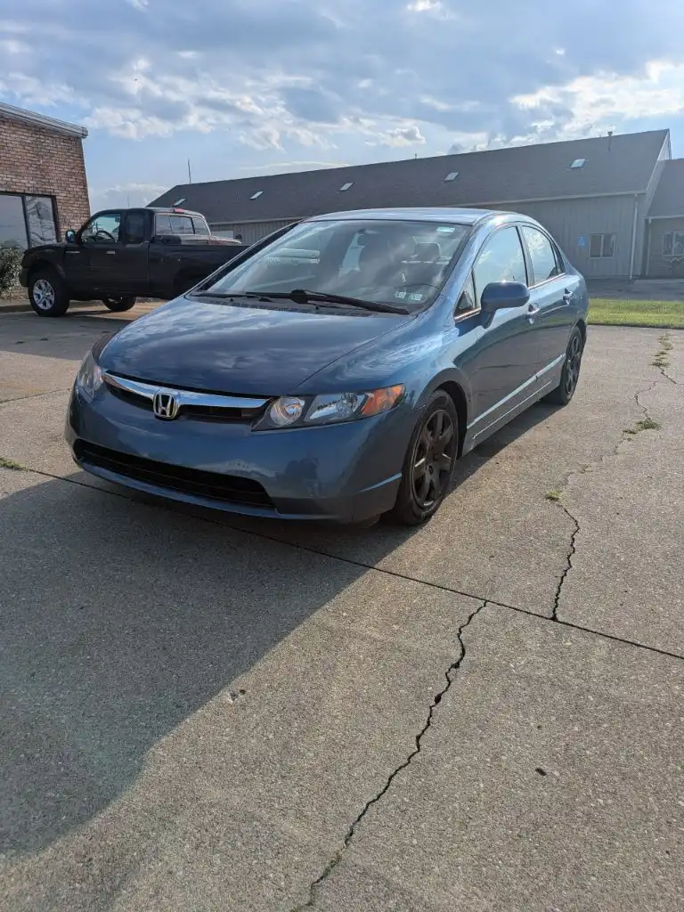 2008 Honda Civic LX 5AT's photo