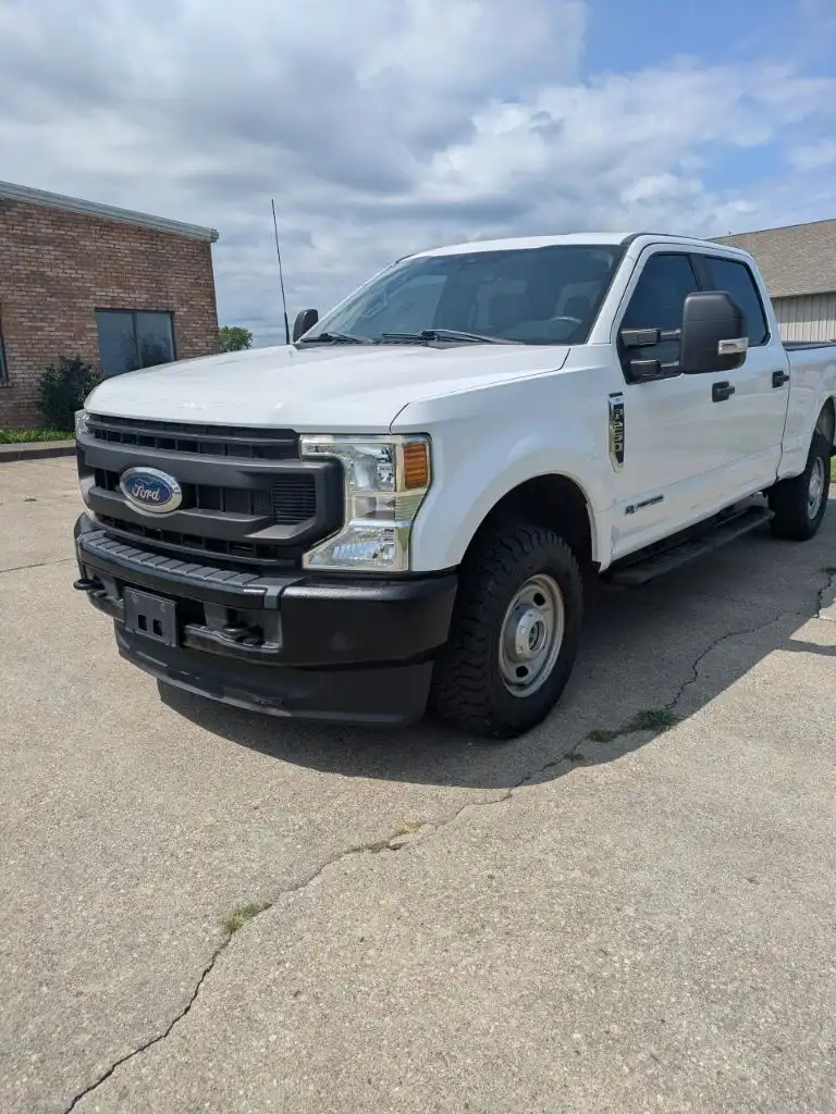 2022 Ford F-250 XL 4x4 Crew Cab 8' Box's photo