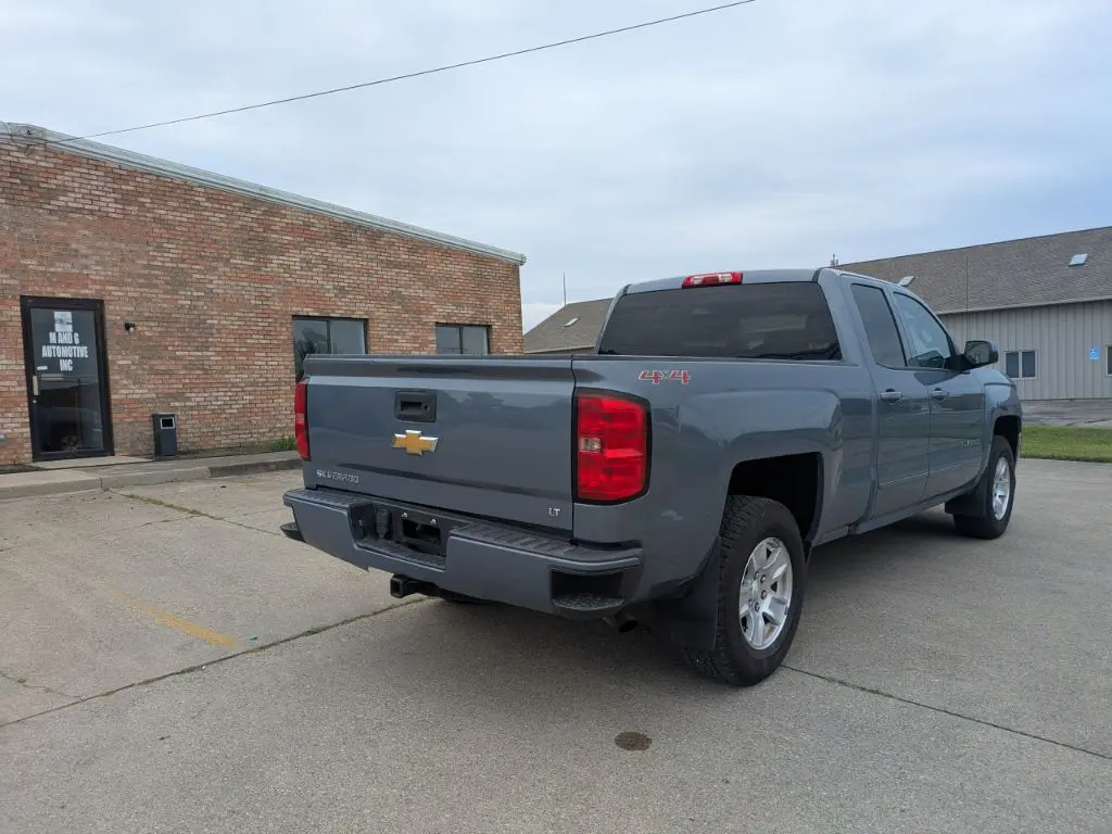 2016 Chevrolet Silverado 1500 LT 4X4 Double Cab Std Box photo 5
