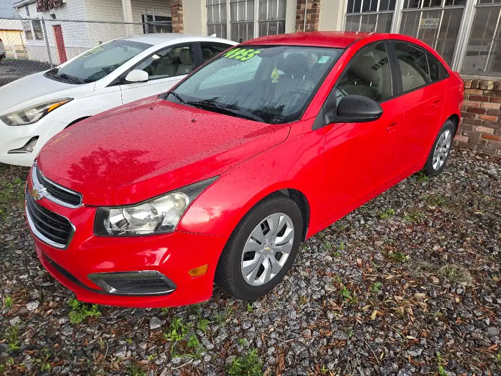 2015 Chevrolet Cruze LS Auto's photo