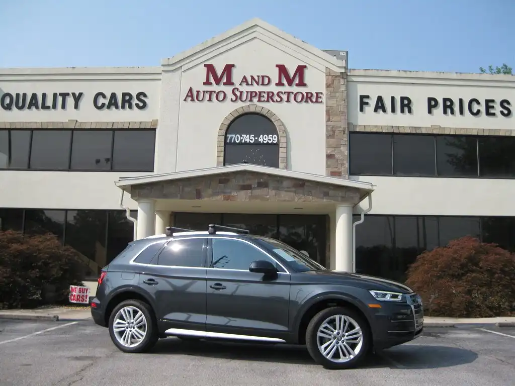 2018 Audi Q5 2.0T quattro S tronic Premium Plus's photo