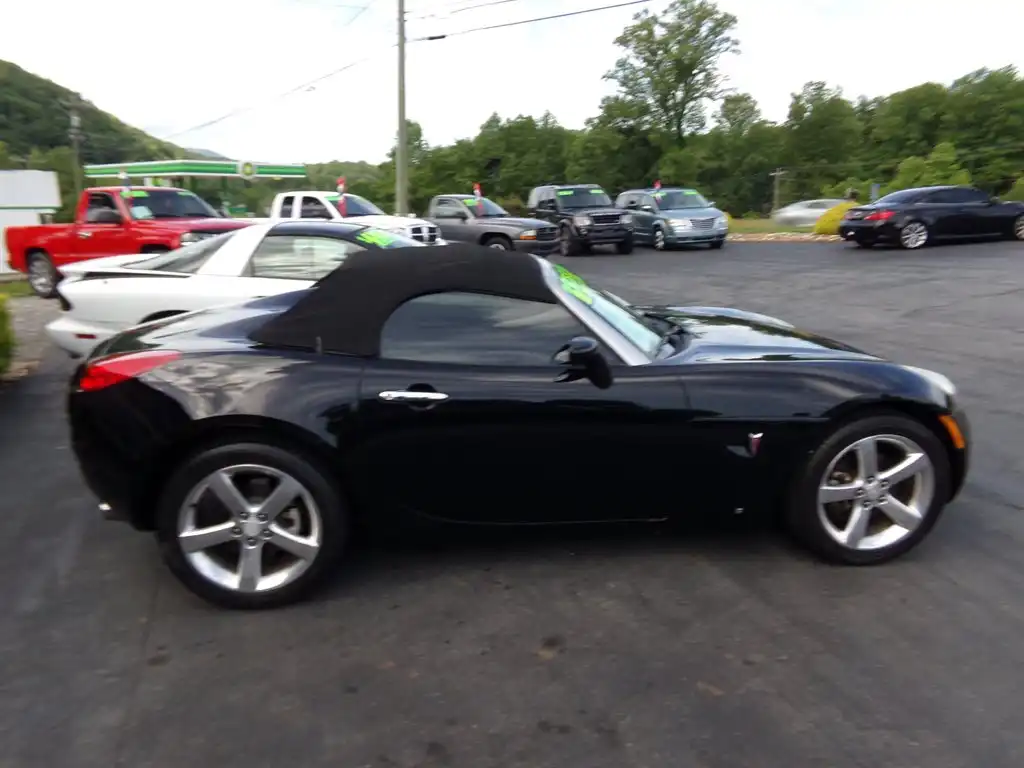2006 Pontiac Solstice Base's photo