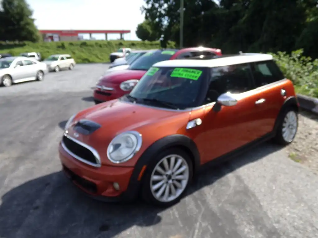 2011 MINI Cooper S's photo