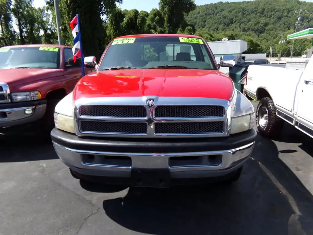 1997 Dodge Ram 1500 1500 4X4 REGULAR CAB SWB's photo