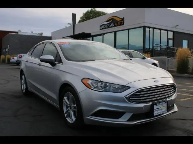 2018 Ford Fusion SE FWD's photo