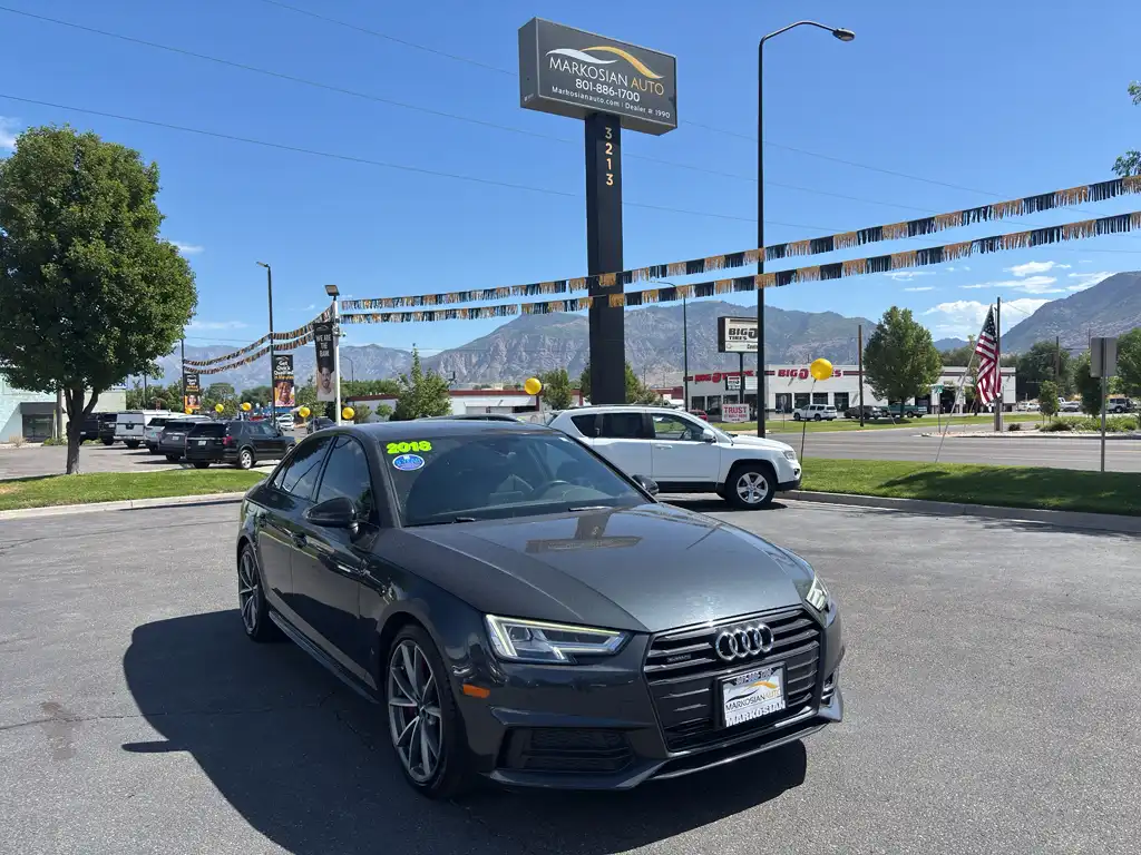 2018 Audi A4 2.0T quattro S tronic Premium Plus's photo
