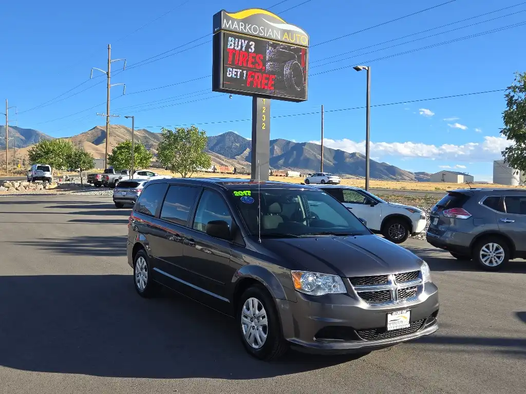 2017 Dodge Grand Caravan SE's photo
