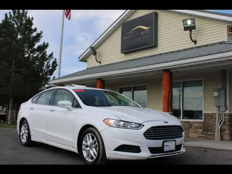 2013 Ford Fusion SE FWD I4's photo