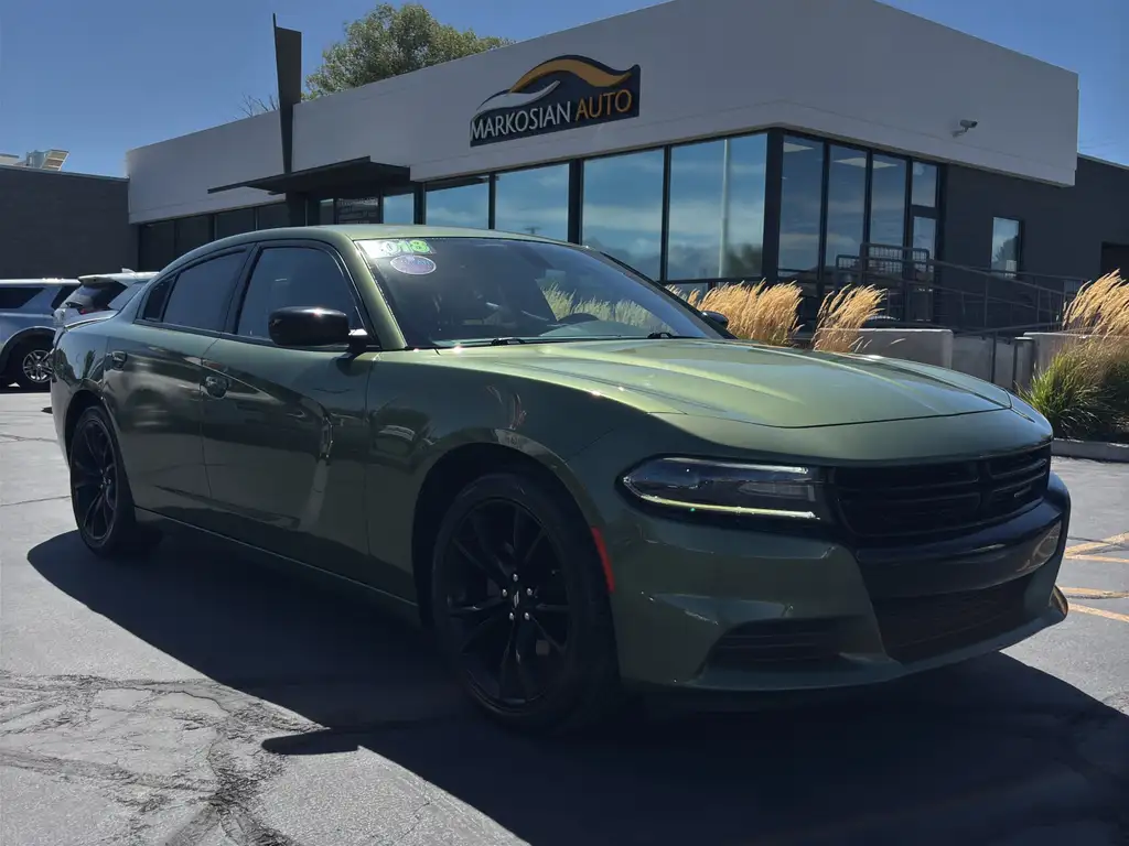 2018 Dodge Charger SXT's photo