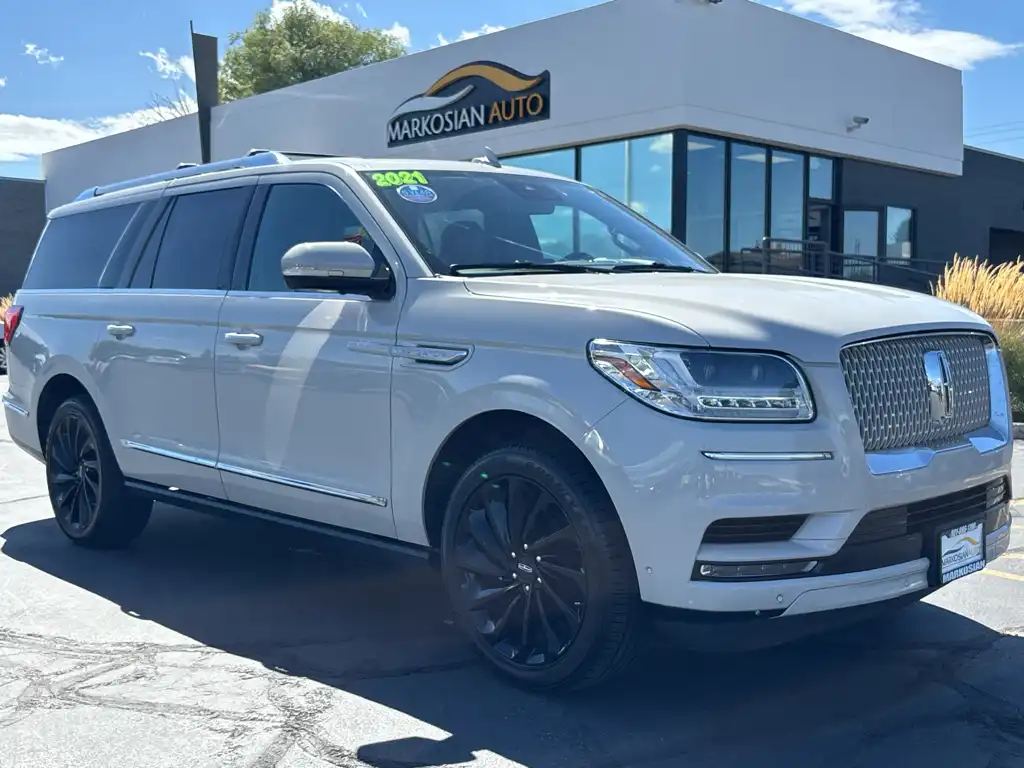 2021 Lincoln Navigator Reserve 4WD L's photo