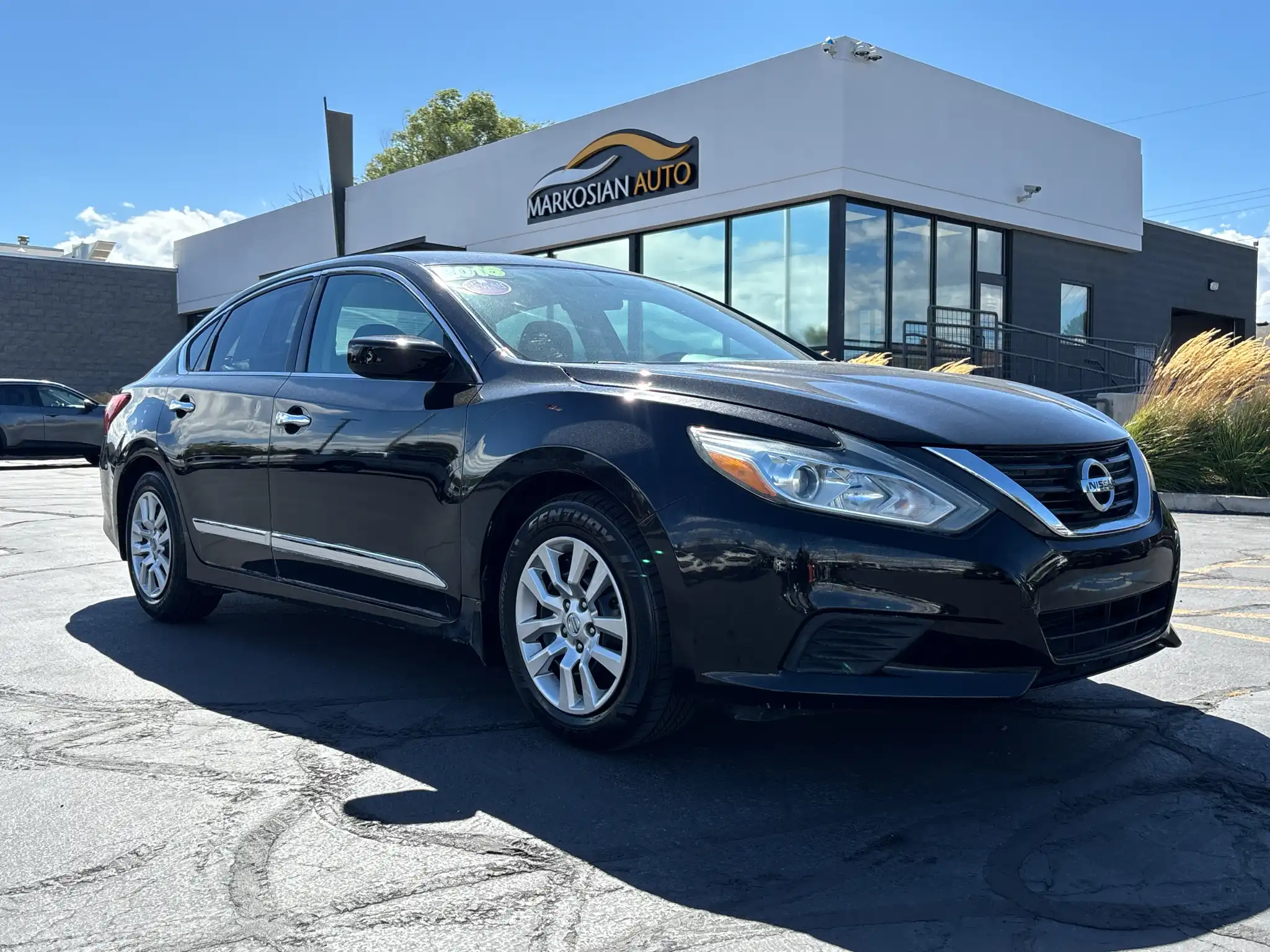 2016 Nissan Altima 2.5 S's photo