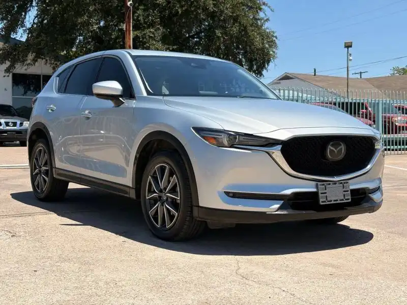 2018 Mazda CX-5 Grand Touring auto's photo