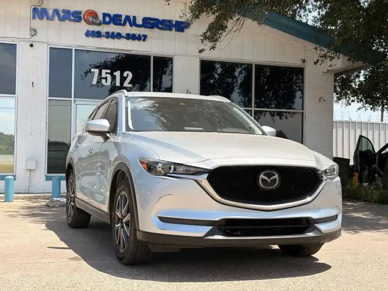 2018 Mazda CX-5 Touring auto's photo