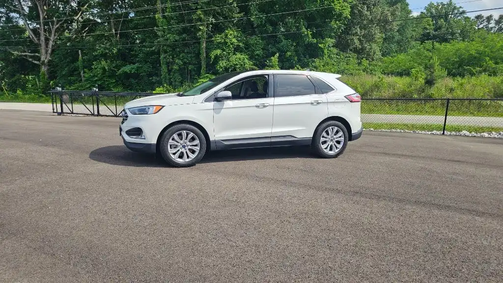 2022 Ford Edge Titanium AWD's photo