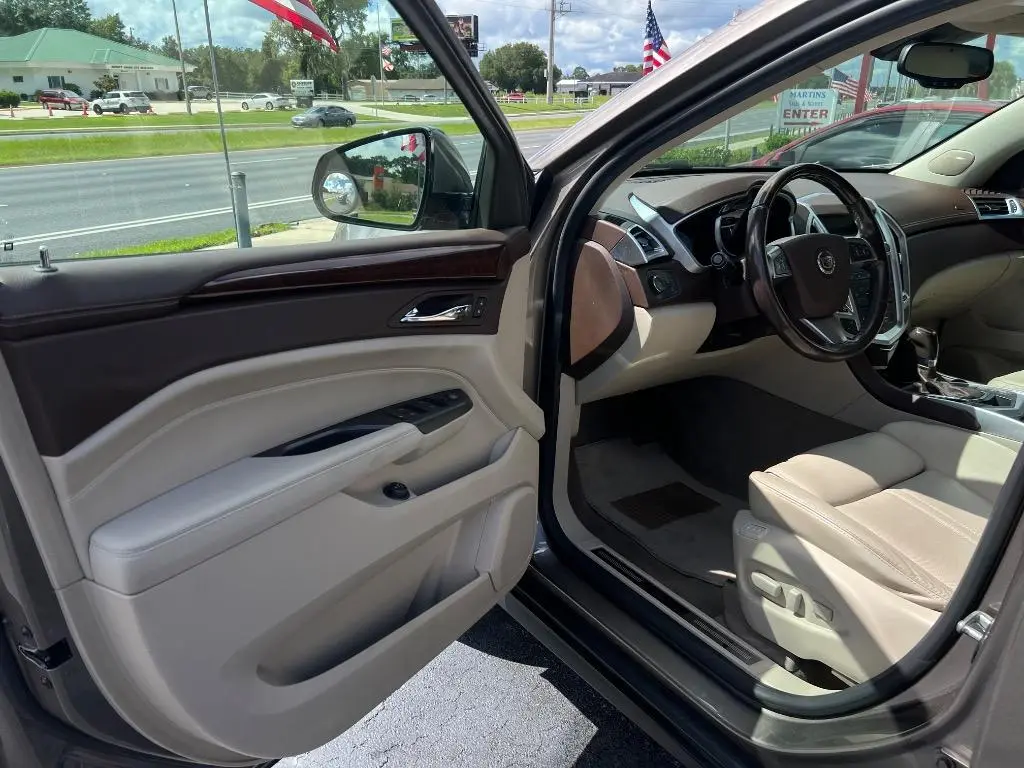 2012 Cadillac SRX Performance FWD Collection photo 5