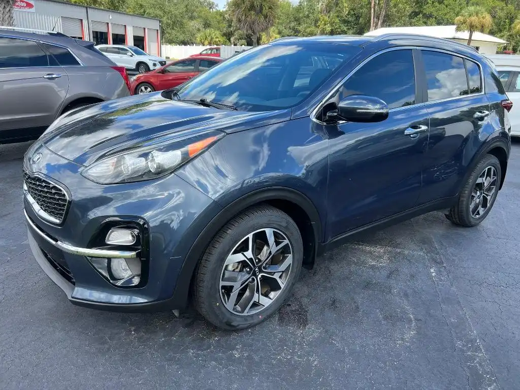 2021 Kia Sportage EX Auto's photo