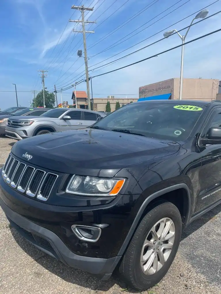 2015 Jeep Grand Cherokee Laredo E's photo
