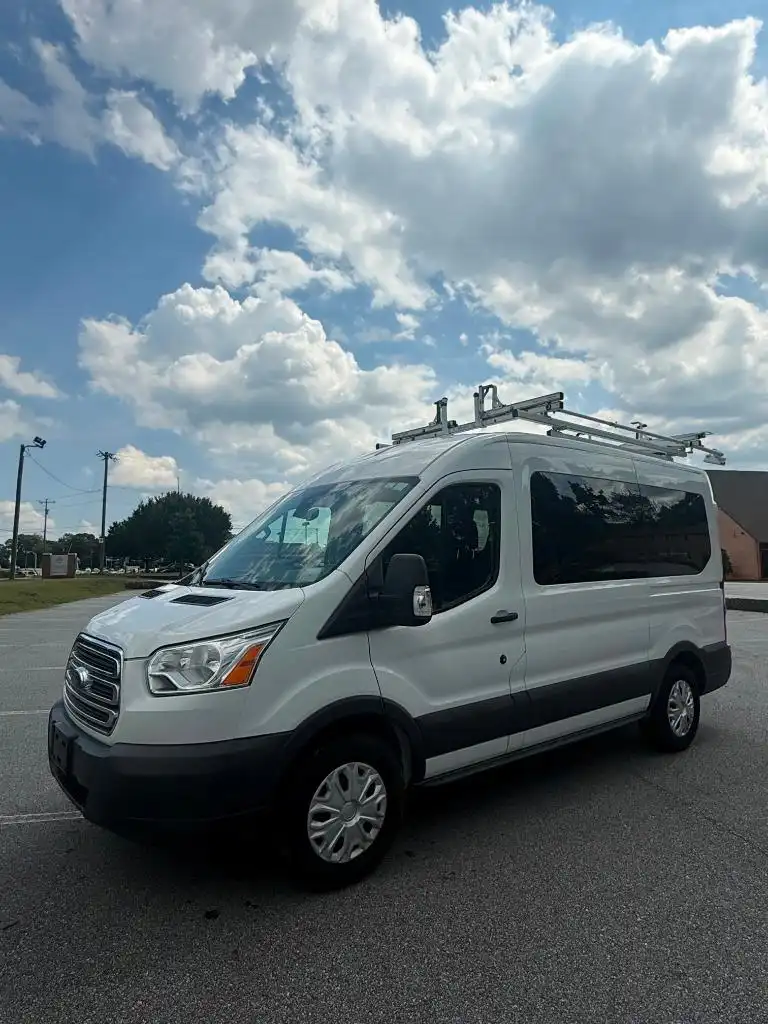 2018 Ford Transit 150 XLT Wagon Med Roof Sliding Pass. 130's photo