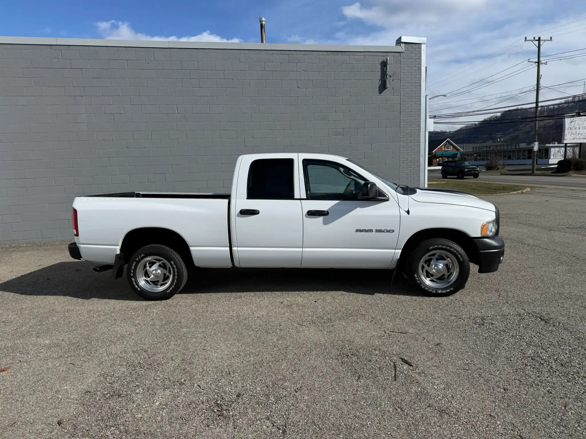 2003 Dodge Ram 1500 ST Quad Cab SWB's photo