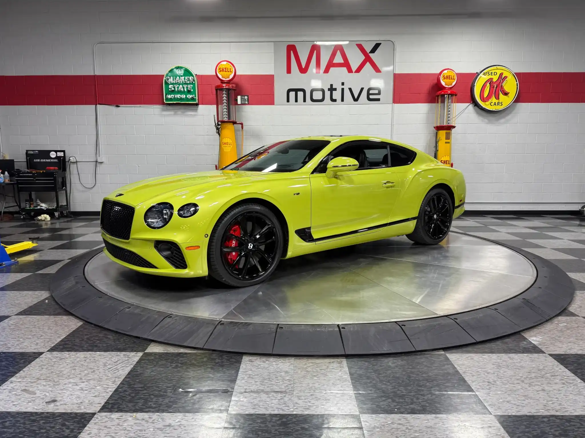 2022 Bentley Continental GT V8 Mulliner's photo