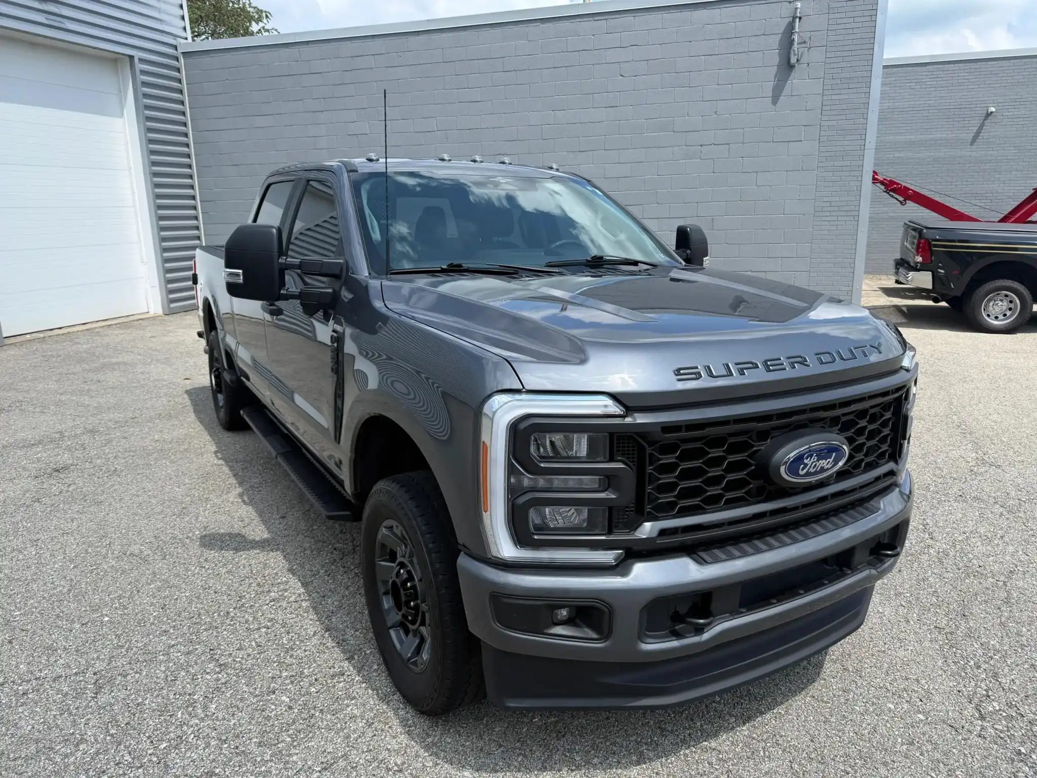 2023 Ford F-250 XL 4WD Crew Cab 6-3/4' Box's photo