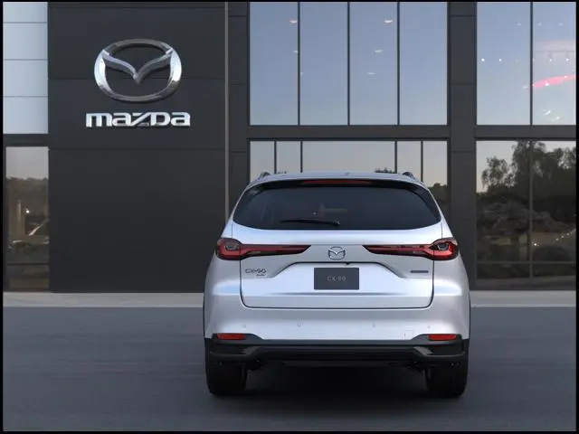 2026 Mazda CX-90 PHEV Preferred Package photo 4