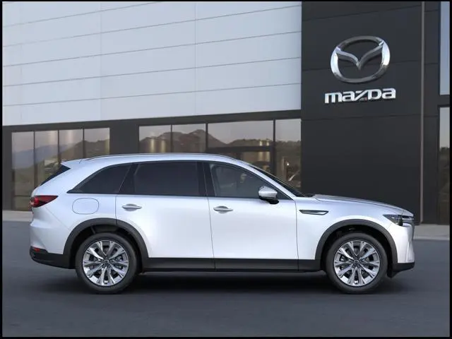 2026 Mazda CX-90 PHEV Preferred Package photo 5