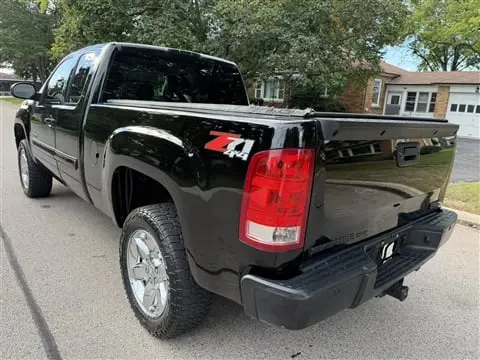 2012 GMC Sierra SLT 4WD Extended Cab LWB photo 3