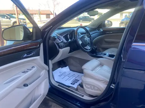 2010 Cadillac SRX AWD Performance Collection photo 5
