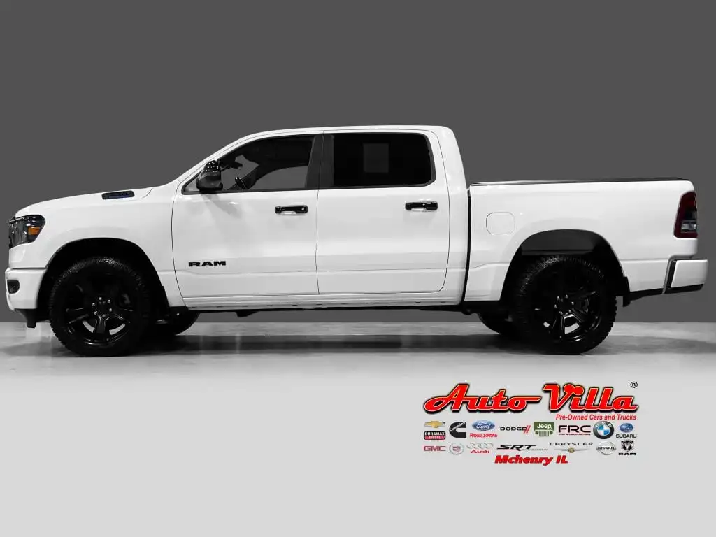 2023 RAM 1500 Big Horn/Lone Star 4x4 Crew Cab 5'7's photo