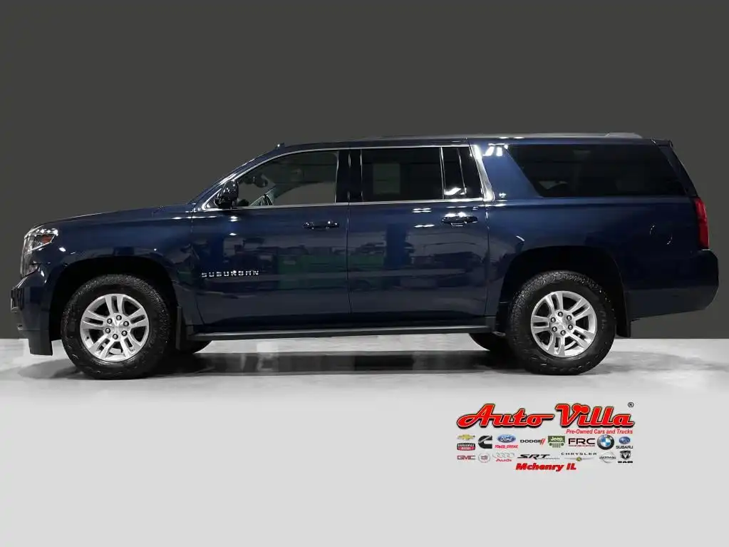 2019 Chevrolet Suburban 4WD 1500 LT's photo