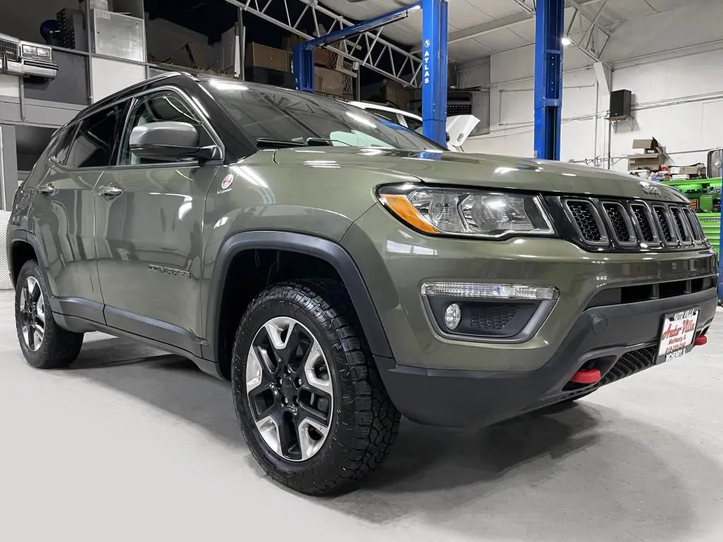 2018 Jeep Compass Trailhawk 4X4 photo 3