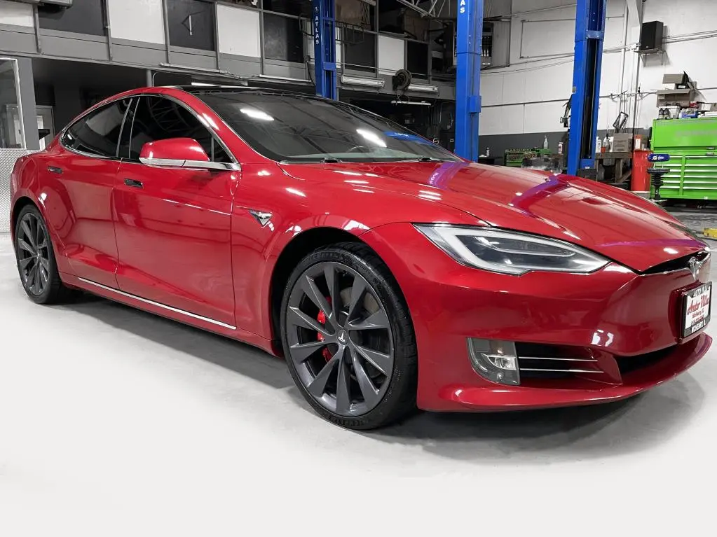 2020 Tesla Model S Performance photo 3