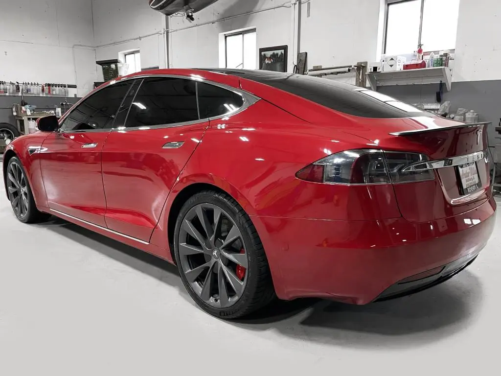2020 Tesla Model S Performance photo 5