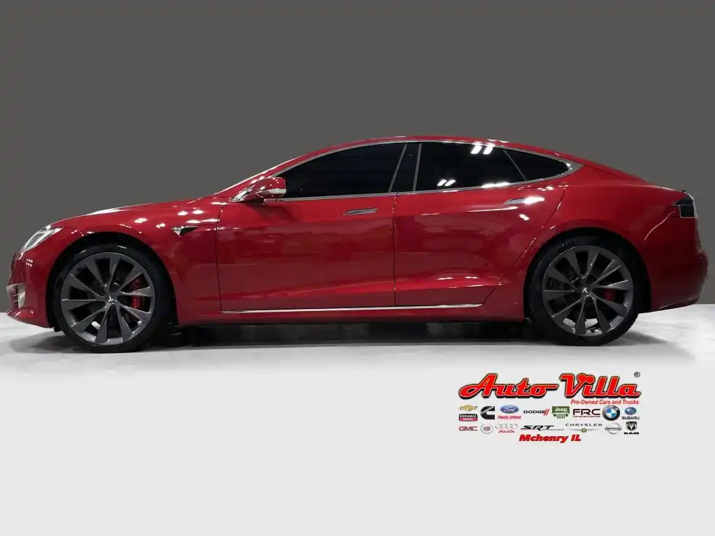 2020 Tesla Model S Performance's photo