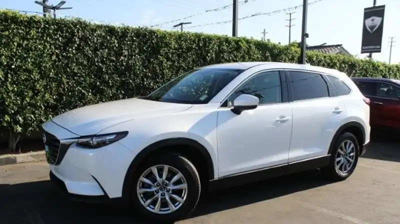 2016 Mazda CX-9 Touring AWD's photo