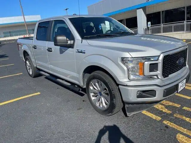2018 Ford F-150 XL SuperCrew 5-1/2' Box's photo